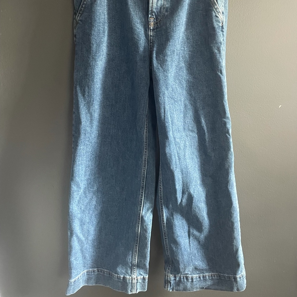 Jeans - Picture 2 of 3